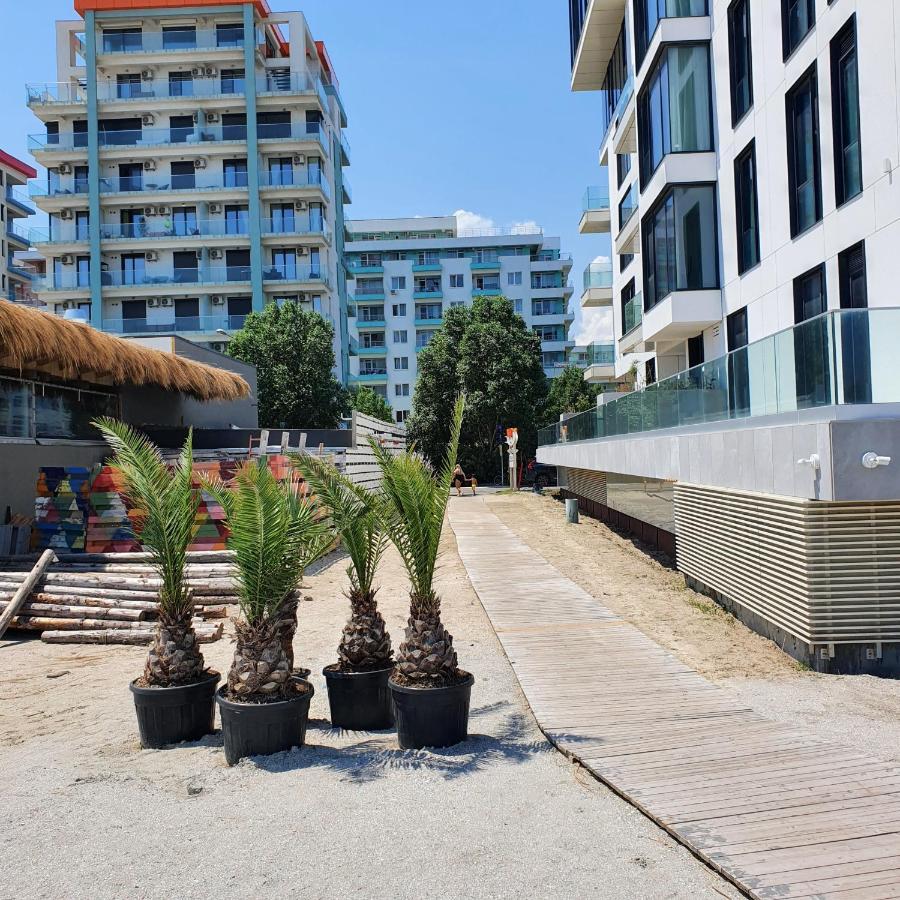 Summerland Apartament Mamaia Ngoại thất bức ảnh